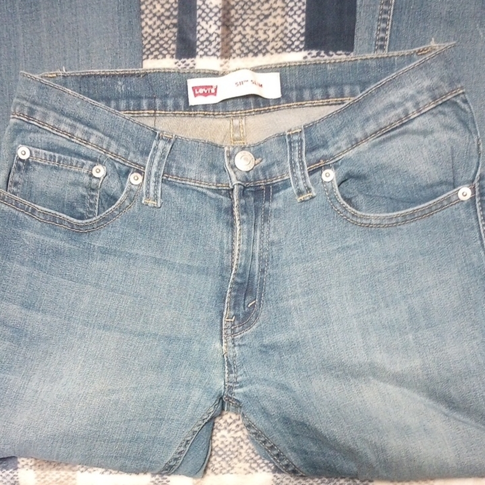 Levi's Women's Light Blue Slim Leg Jeans